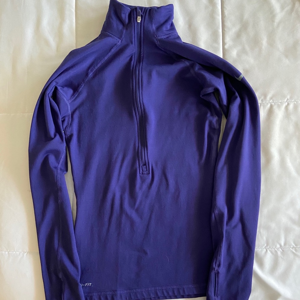 NIKE 1/2 ZIP PULLOVER